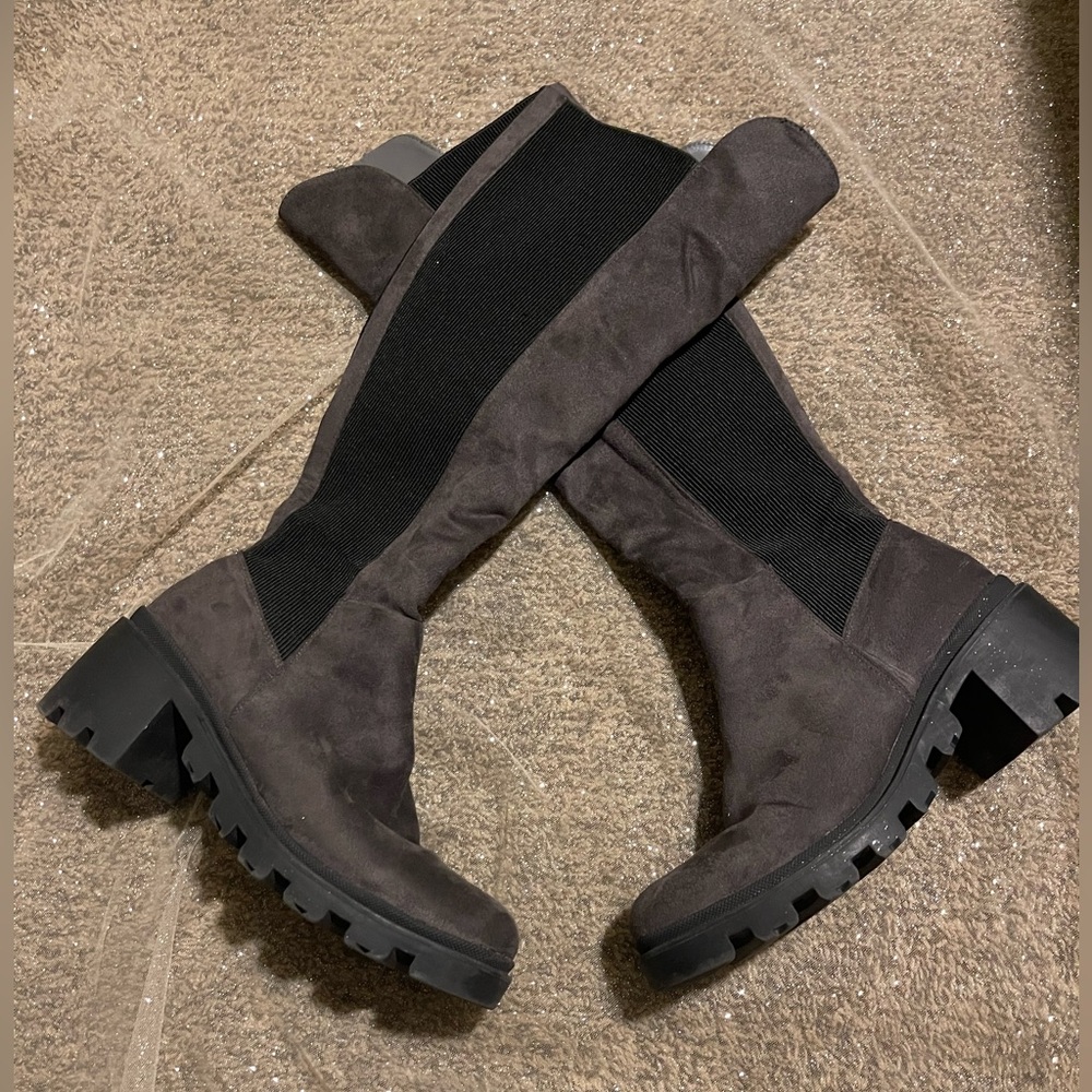 Stylish Black and Brown Women's Boots